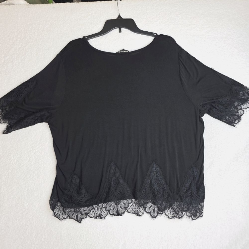Kontrol 2x Elegant Black Lace Trim Top